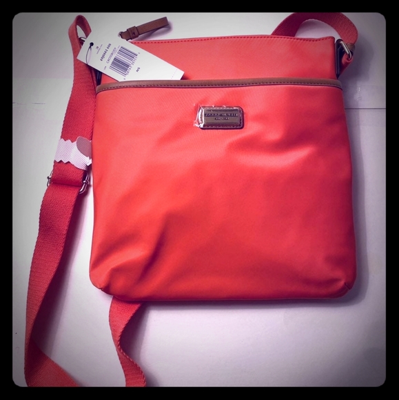 🔴SOLD🔴Tommy Hilfiger Nylon Green Purse - Picture 6 of 10